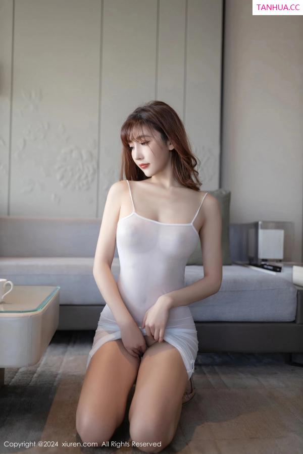 陆萱萱  [XiuRen]高清写真图 2024.02.22 No.8131 陆萱萱 美腿性感第32张图片